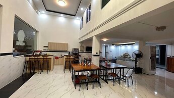 SoursdeiSawadeeBoutique