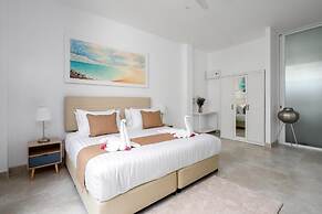 Bougain Villas Salad Beach