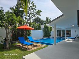 Bougain Villas Salad Beach