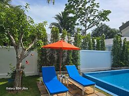 Bougain Villas Salad Beach