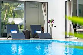 Bougain Villas Salad Beach