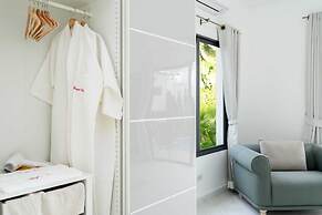 Bougain Villas Salad Beach