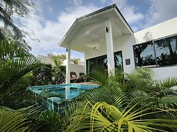 Bougain Villas Salad Beach