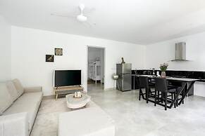 Bougain Villas Salad Beach