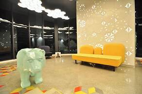 ARTE PLUS JALAN AMPANG by ST NOMAD