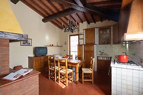 Renovated Farmhouse Near Florence