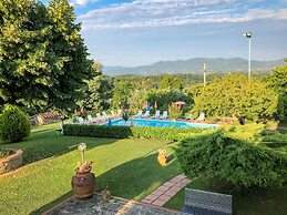 Renovated Farmhouse Near Florence