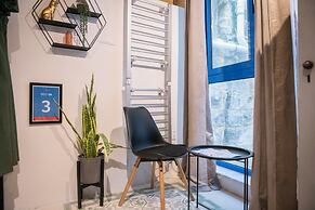 Mandera's Boutique Suites & Dorms