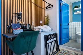 Mandera's Boutique Suites & Dorms