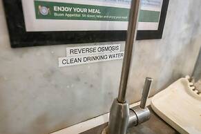 Mandera's Boutique Suites & Dorms