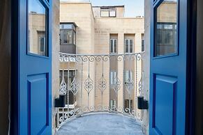 Mandera's Boutique Suites & Dorms