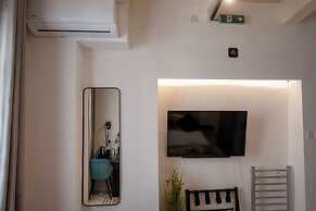 Mandera's Boutique Suites & Dorms