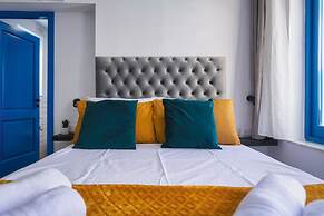 Mandera's Boutique Suites & Dorms