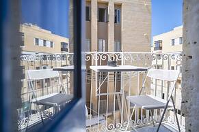 Mandera's Boutique Suites & Dorms