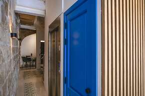 Mandera's Boutique Suites & Dorms