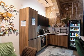 Mandera's Boutique Suites & Dorms