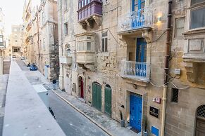 Mandera's Boutique Suites & Dorms