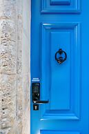 Mandera's Boutique Suites & Dorms