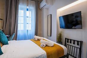 Mandera's Boutique Suites & Dorms