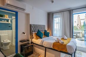 Mandera's Boutique Suites & Dorms