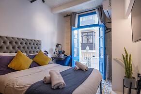 Mandera's Boutique Suites & Dorms