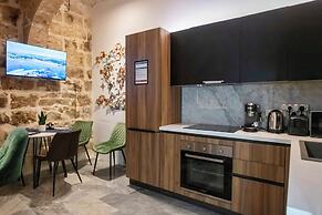 Mandera's Boutique Suites & Dorms