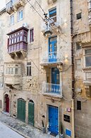 Mandera's Boutique Suites & Dorms