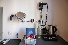 Mandera's Boutique Suites & Dorms