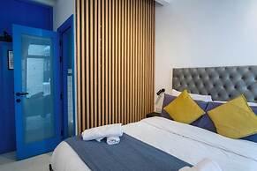 Mandera's Boutique Suites & Dorms