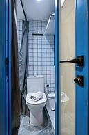 Mandera's Boutique Suites & Dorms