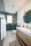 Pineapple House 4 Bedroom Home