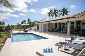 Pineapple House 4 Bedroom Home