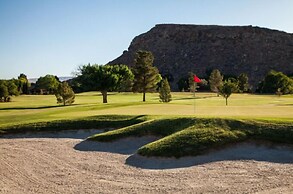 Villa #38 At Bloomington Country Club 4 Bedroom Townhouse by RedAwning