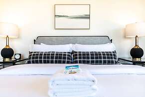 Villa #38 At Bloomington Country Club 4 Bedroom Townhouse by RedAwning