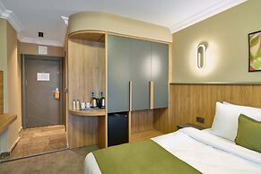 Rest by Dedeman Karabuk