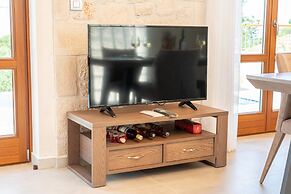 Pithari Sunset Villa