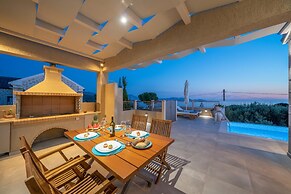 Pithari Sunset Villa