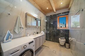 Pithari Sunset Villa