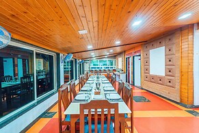 Treebo Raval Resort with Valley View