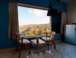 Treebo Raval Resort with Valley View