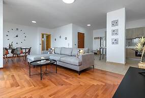 Grand View Apartment