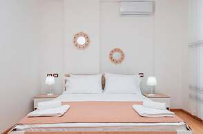 Grand View Apartment