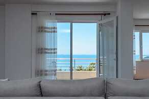 Grand View Apartment