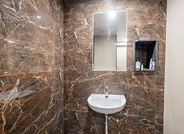 Treebo Silver Apartment