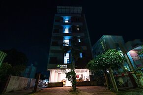 Treebo Silver Apartment