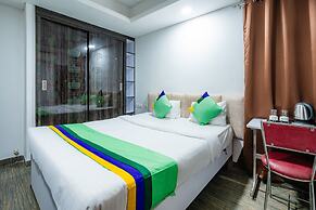 Treebo Silver Apartment