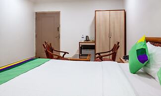 Treebo Y Hotels Elite, Khandagiri