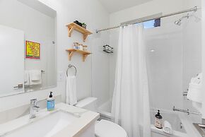 Cozy Oasis in the heart of Capitol Hill