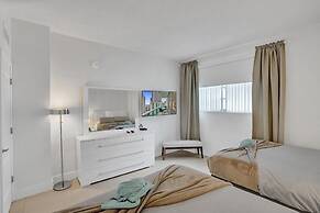 THE TIDES PENTHOUSE L