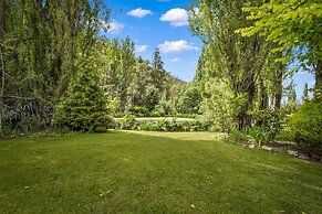 Magical Lucindale - 4 Bedroom House